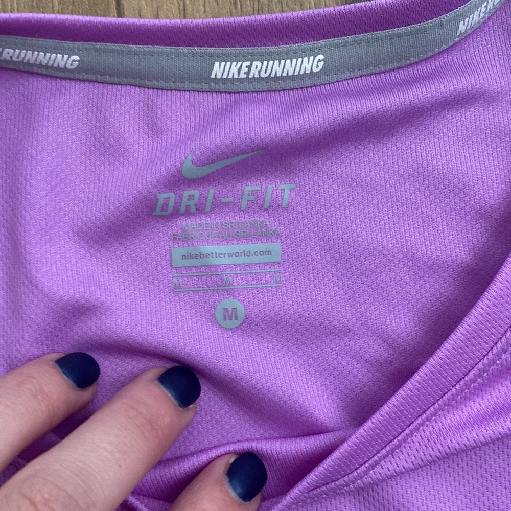 Nike - Picture 2 of 2